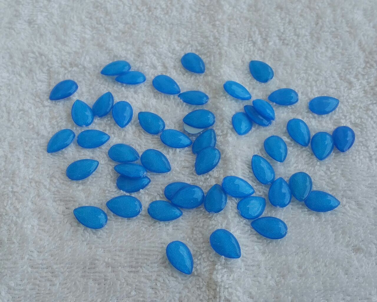 Elara TearDrop Gems